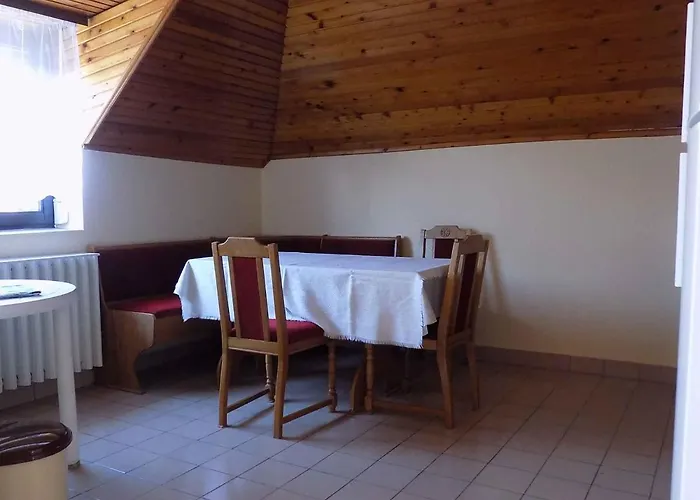 Three-Bedroom Apartment In Gyenesdias I