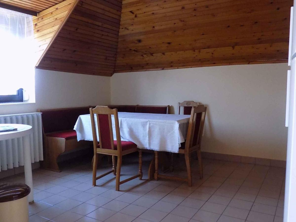 Three-bedroom In I