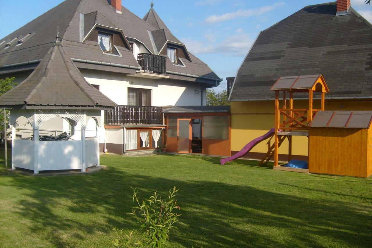 Three-bedroom In I Gyenesdias